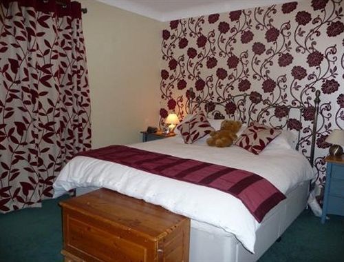 Linchens Bed And Breakfast Felbridge Εξωτερικό φωτογραφία